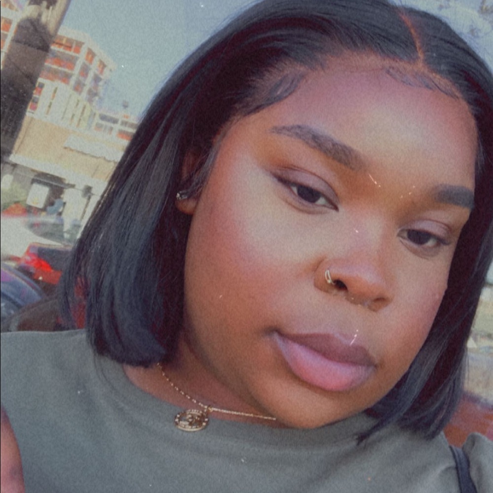 Meet your Posher, Nyshaha